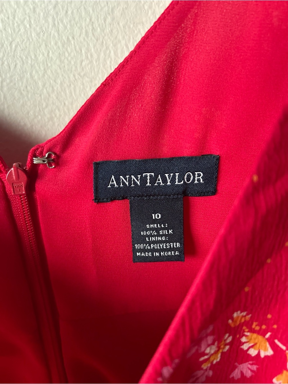 ANN TAYLOR 100% Silk Red Floral Flutter Sleeve Midi Dress Size 10 - Picture 6 of 8